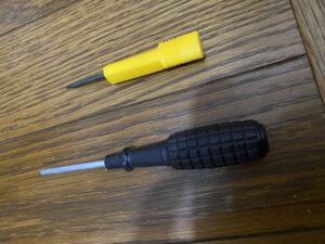 錐とプラスドライバー